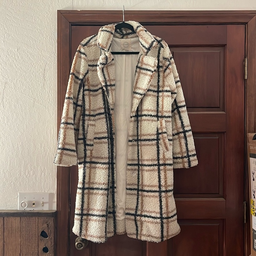 Stoosh Sherpa Coat knee length size medium new without tags